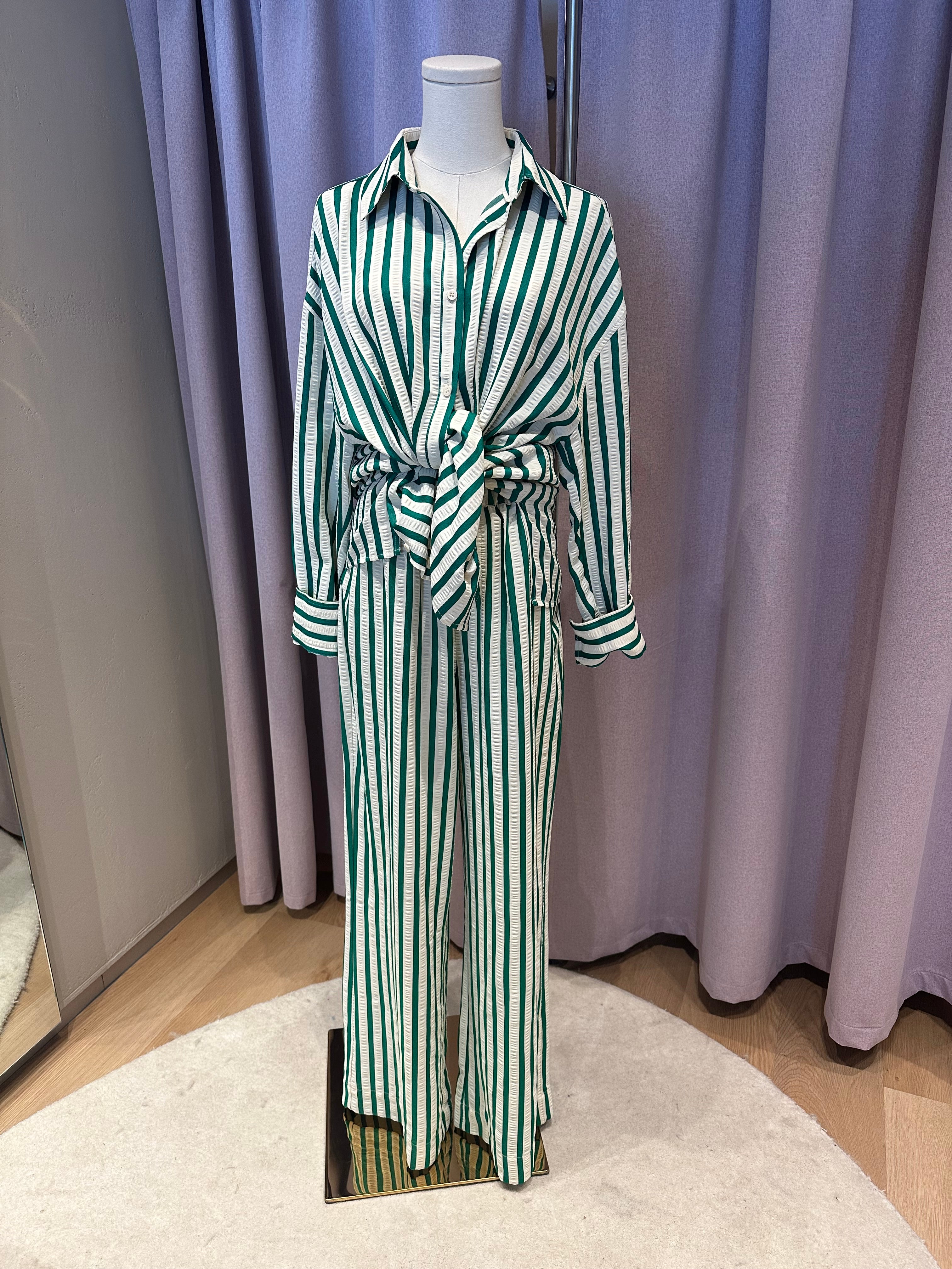 Kai Stripes Set