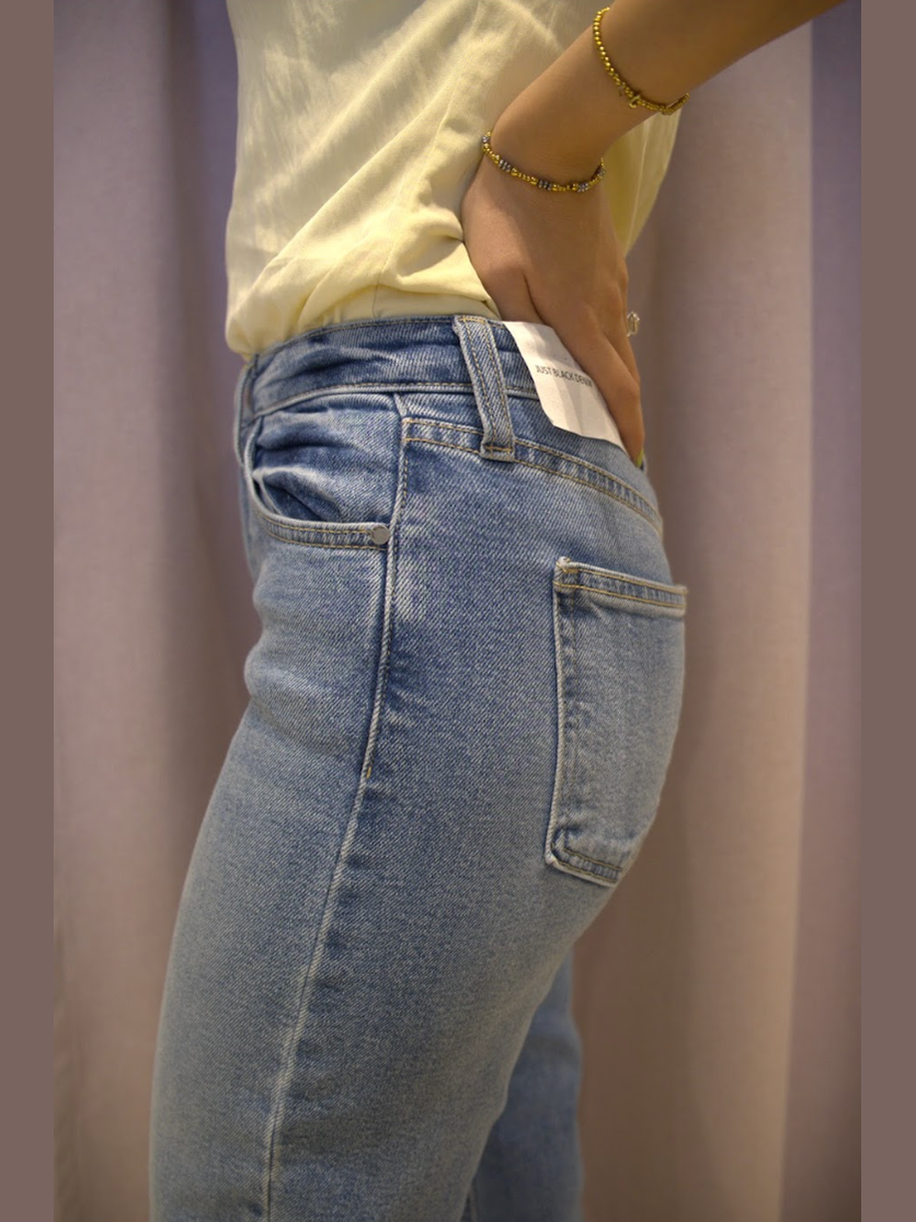 Novo Jeans
