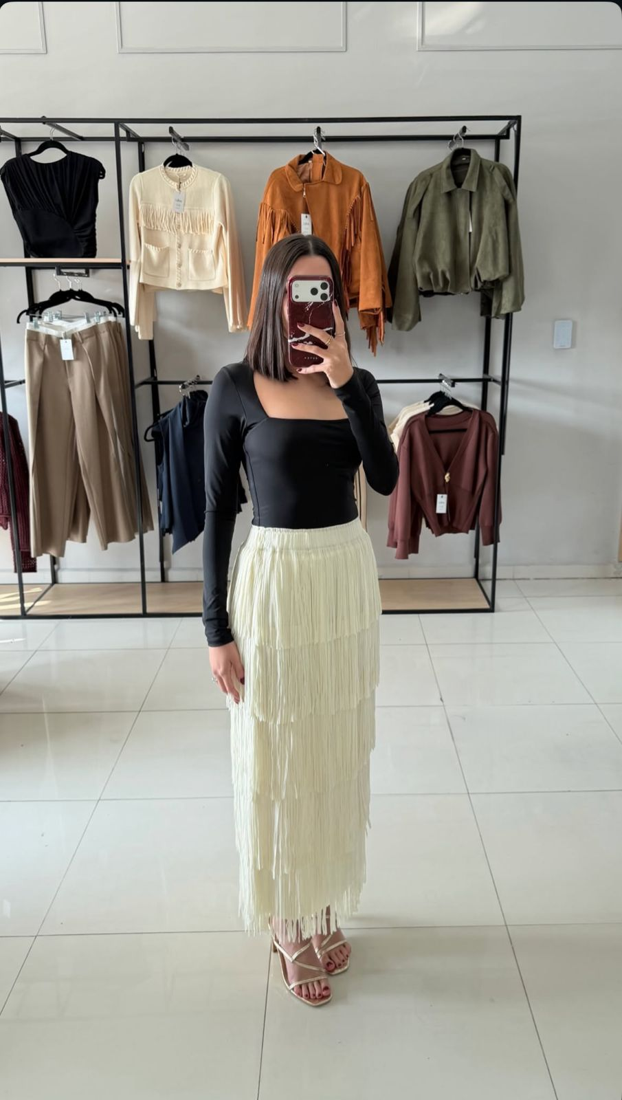 Falda blanca larga barbitas