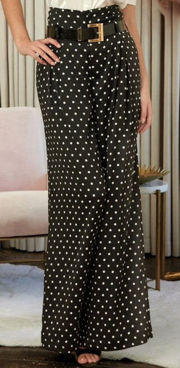 Pantalon negro con puntos blancos